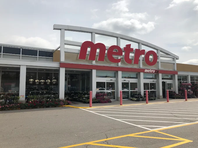 Metro Brampton Mall