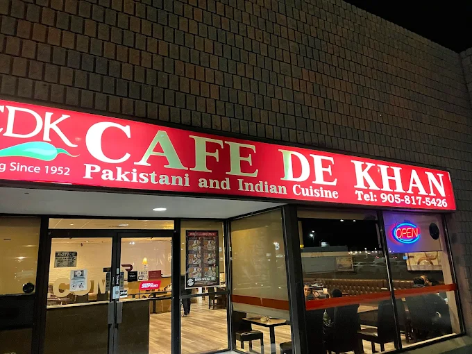 Cafe De Khan